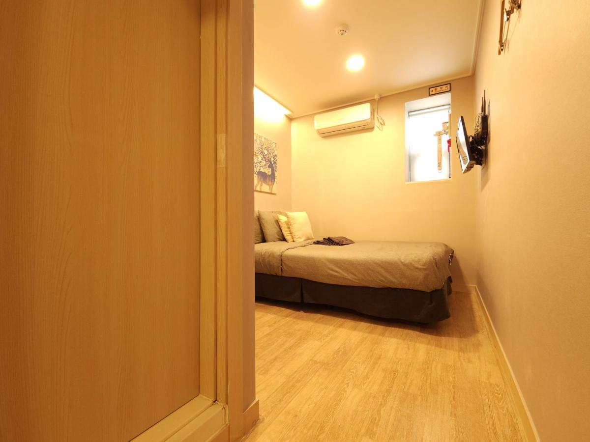 Oyo Hostel Myeongdong 1 Seul Exterior foto