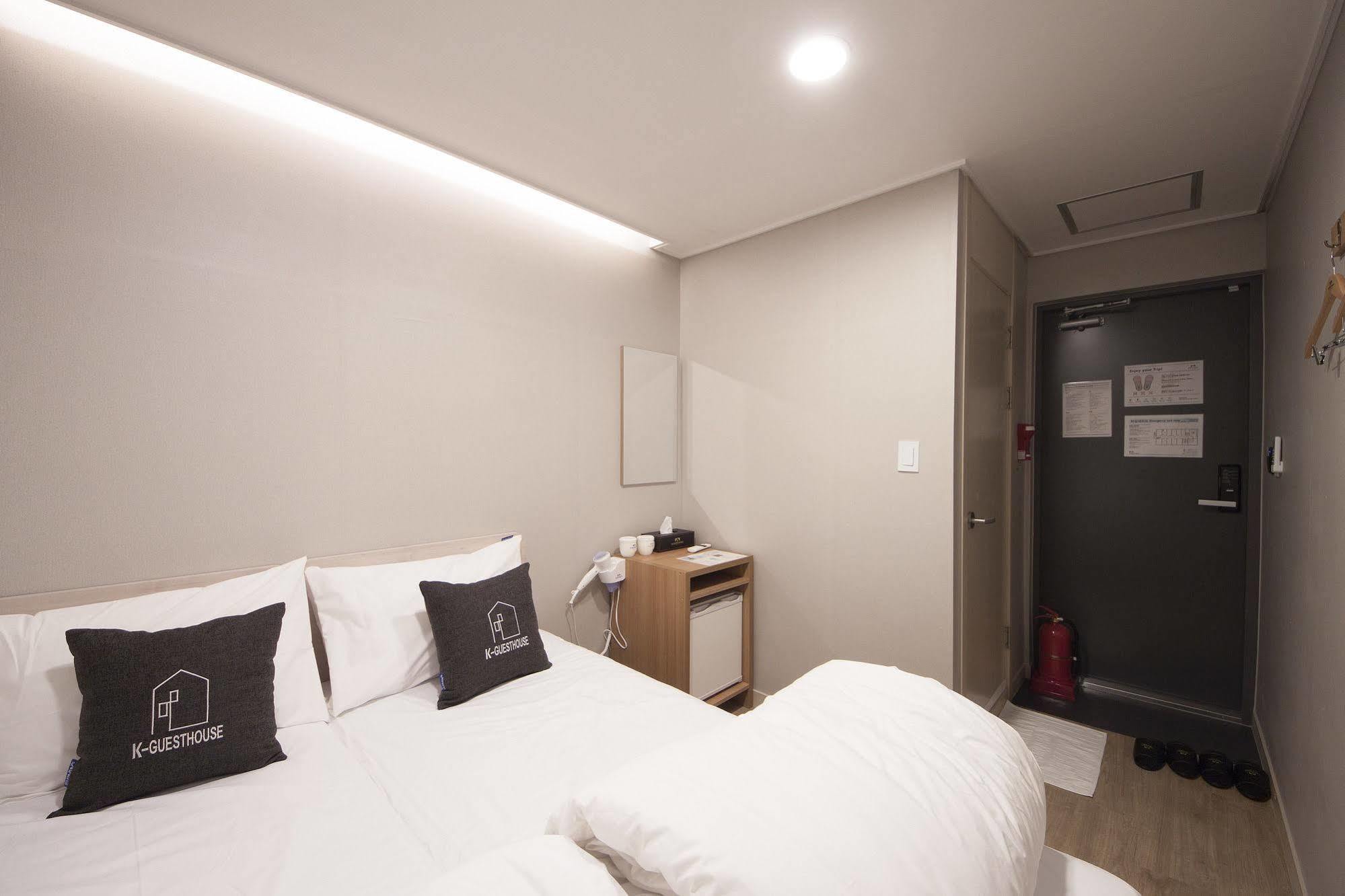Oyo Hostel Myeongdong 1 Seul Exterior foto